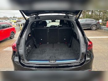 Used Mercedes-Benz GLE 2025 for sale - 77883896: Photo