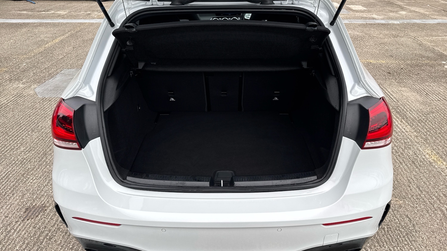 Used Mercedes-Benz A-Class 2022 for sale - 77641214: Photo 4