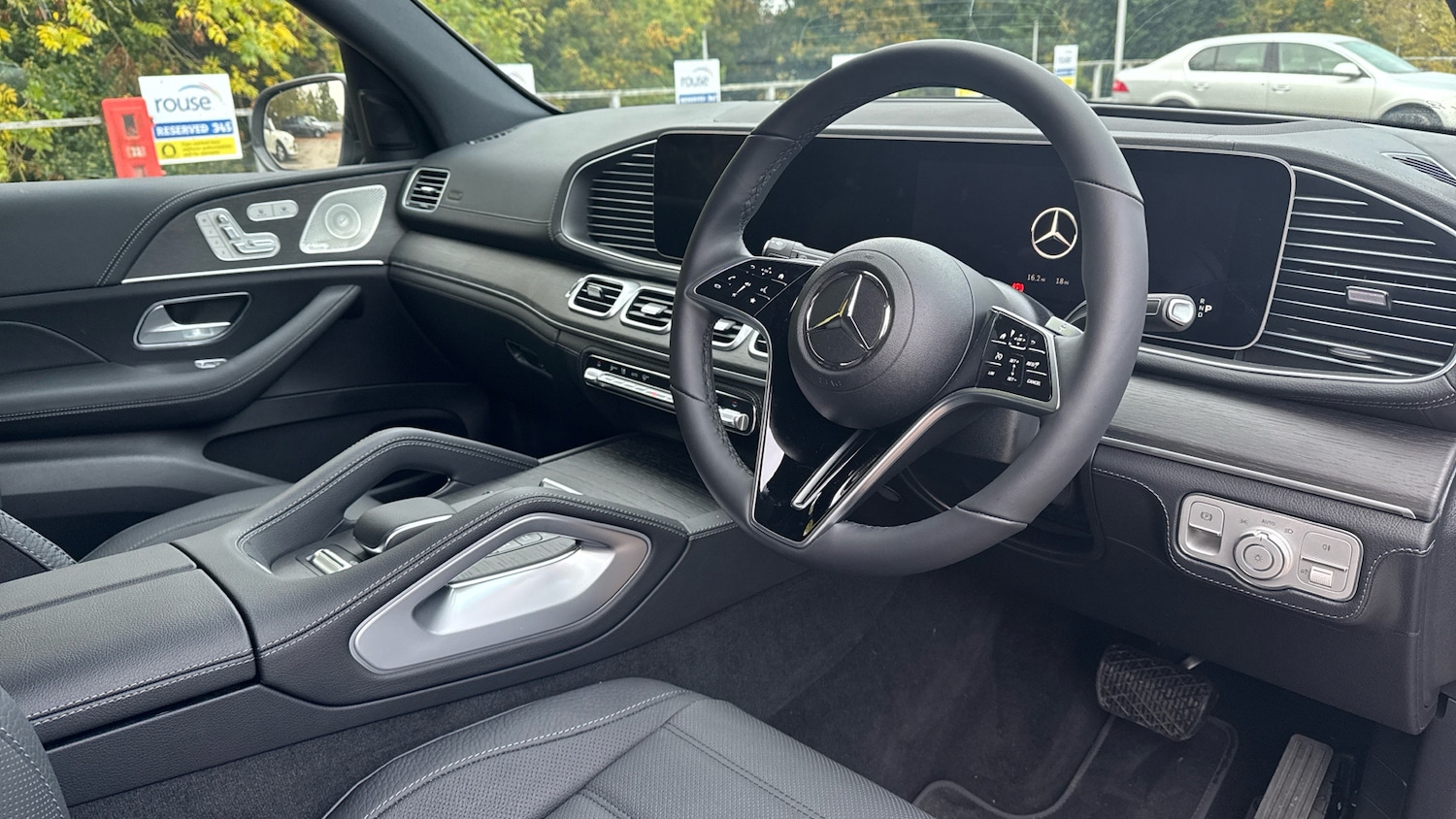 Used Mercedes-Benz GLE 2025 for sale - 77245105: Photo 11
