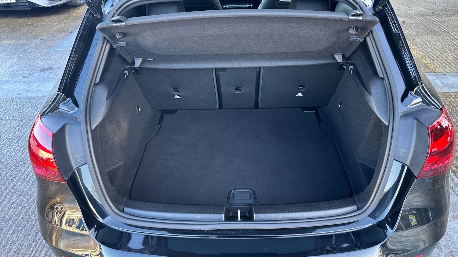 Used Mercedes-Benz A-Class 2024 for sale - 76734944: Photo 4