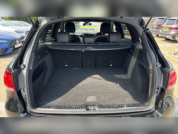 Used Mercedes-Benz GLC 2021 for sale - 78499085: Photo