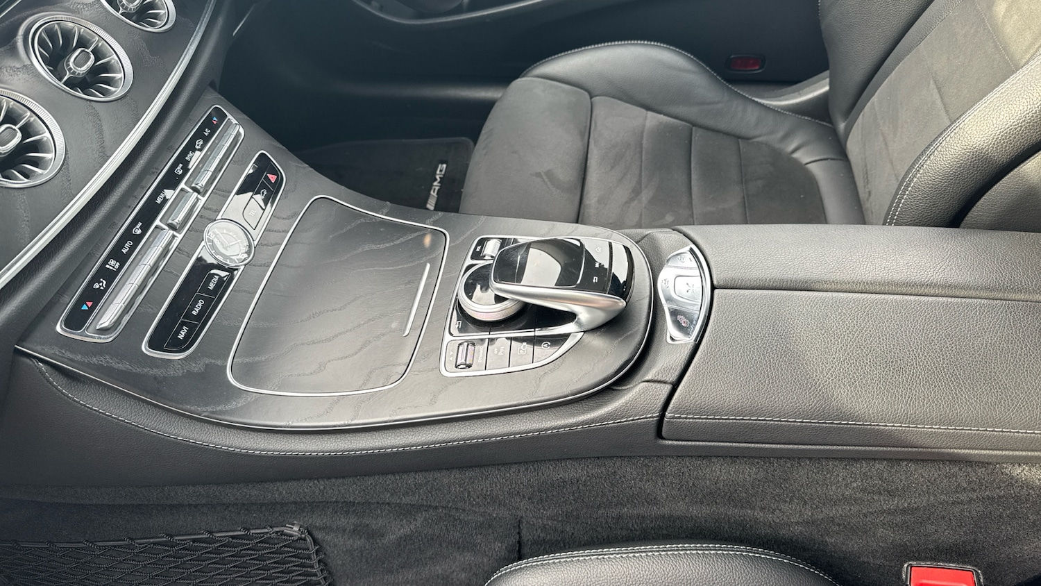 Used Mercedes-Benz E-Class 2020 for sale - 76038161: Photo 13