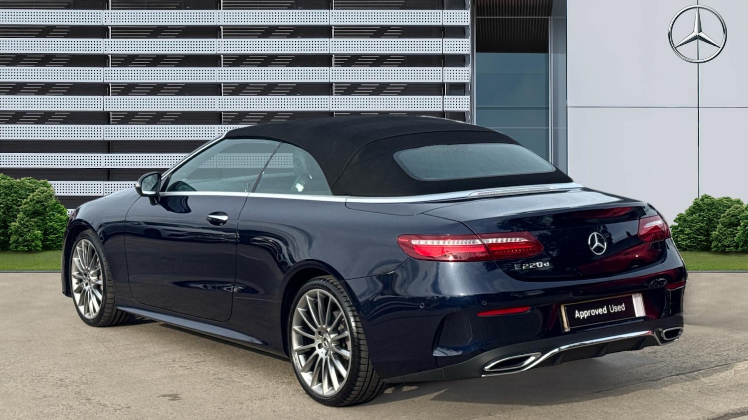 Used Mercedes-Benz E-Class 2020 for sale - 76038161: Photo 2