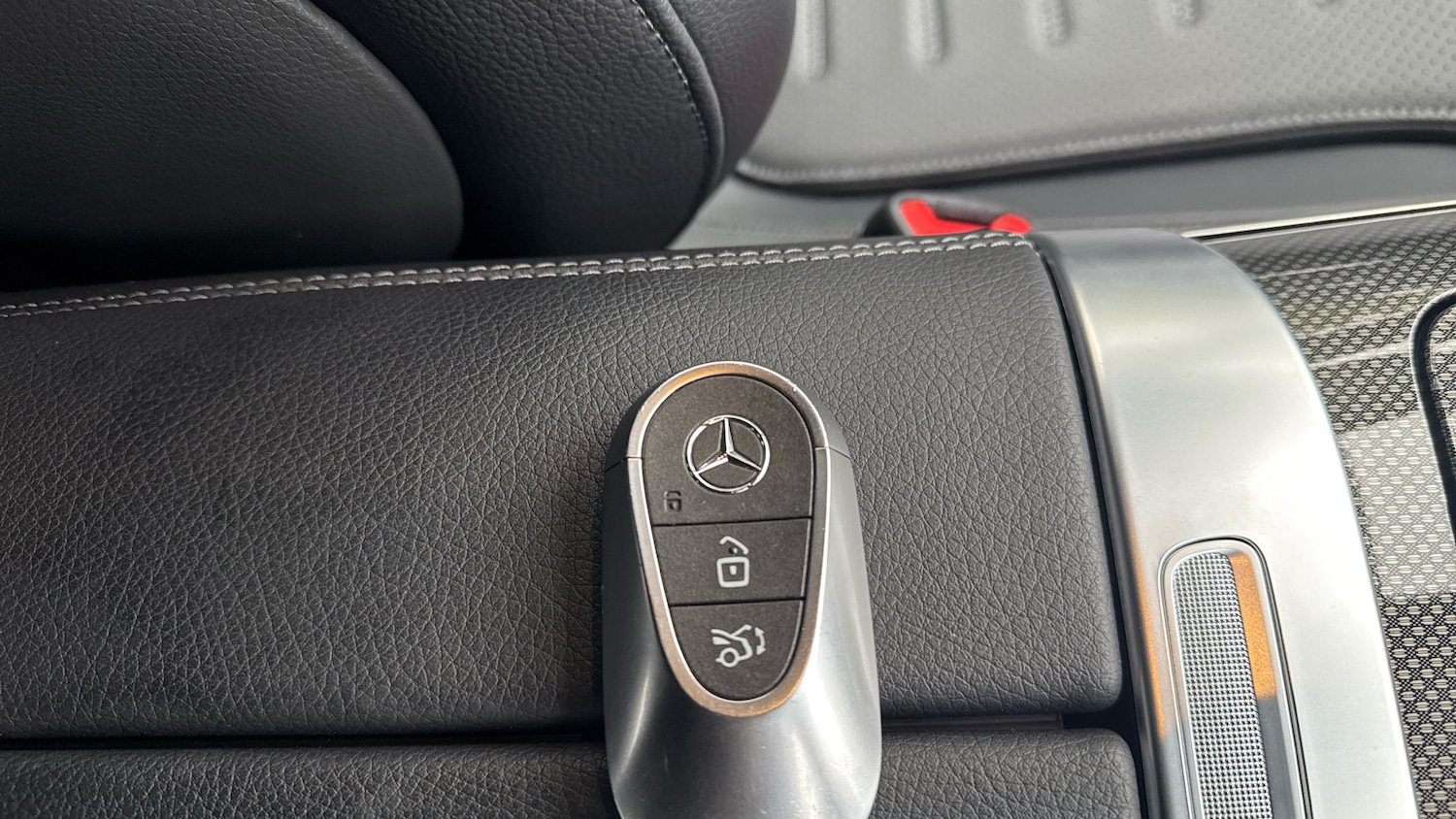 Used Mercedes-Benz GLC 2024 for sale - 76393933: Photo 19