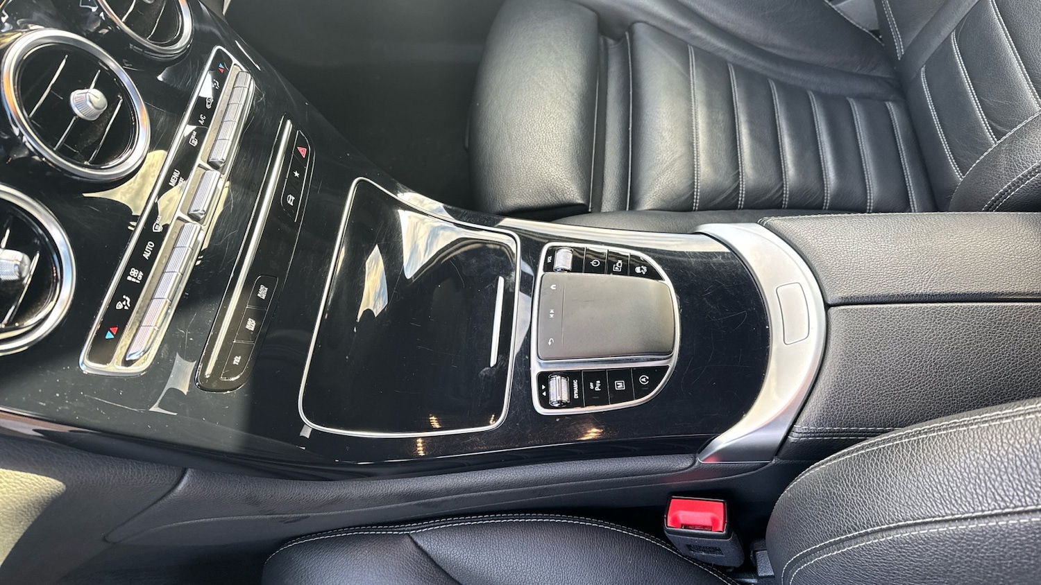 Used Mercedes-Benz GLC 2022 for sale - 76681596: Photo 13