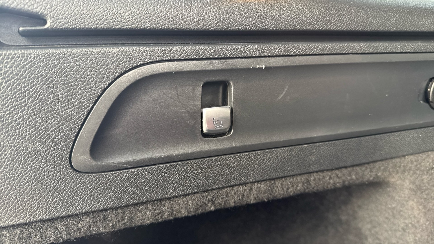 Used Mercedes-Benz GLC 2022 for sale - 76681596: Photo 26