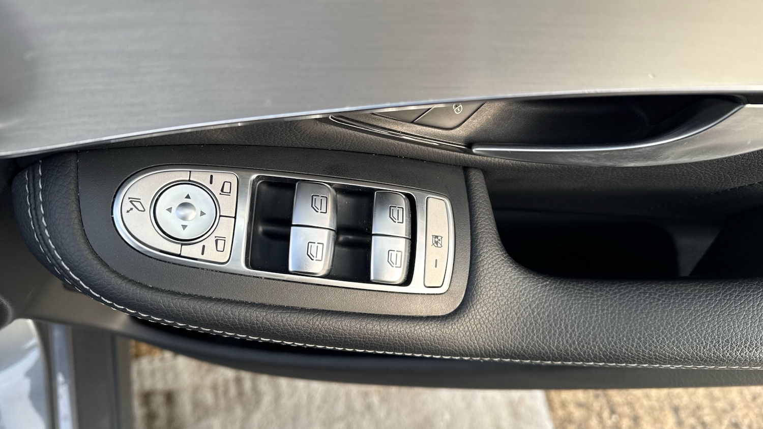 Used Mercedes-Benz GLC 2022 for sale - 76681596: Photo 29