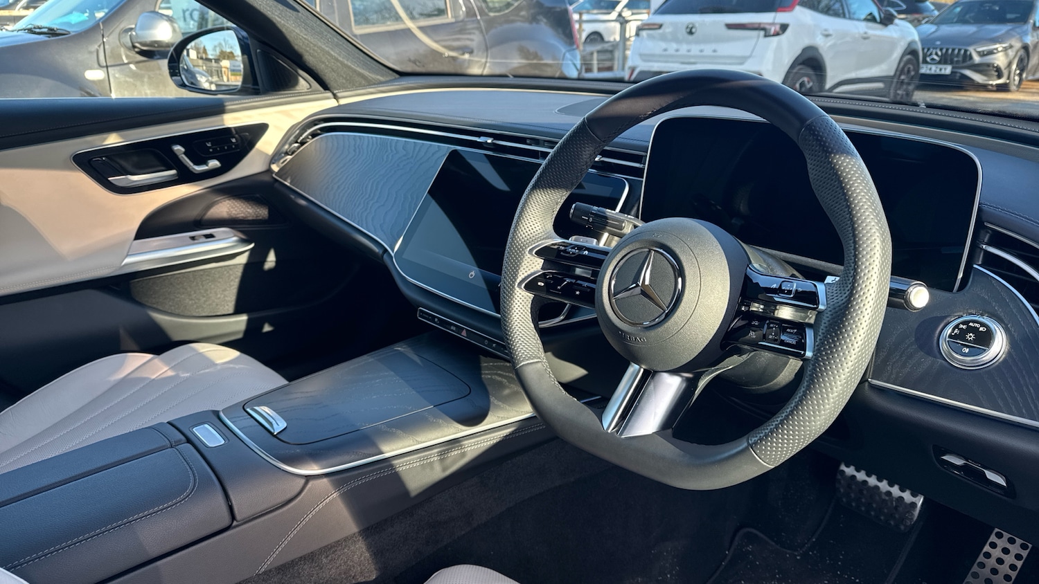 Used Mercedes-Benz E Class 2024 for sale - 76614690: Photo 11