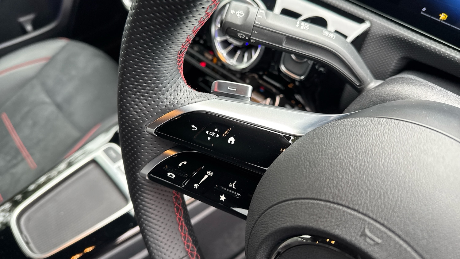 Used Mercedes-Benz A-Class 2023 for sale - 76243527: Photo 32