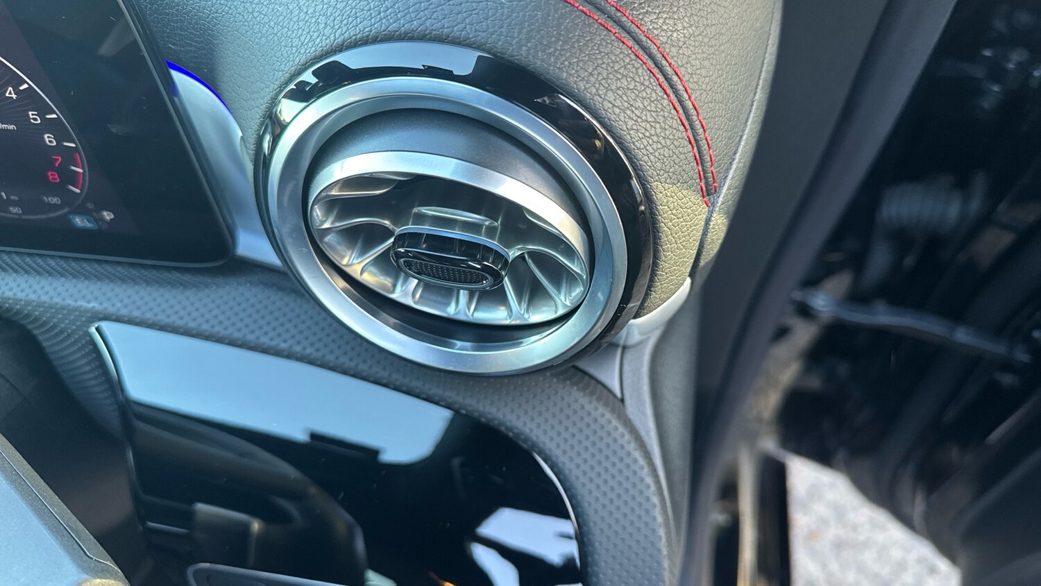 Used Mercedes-Benz CLA 2024 for sale - 76699173: Photo 29