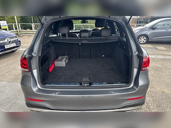 Used Mercedes-Benz GLC 2020 for sale - 78270595: Photo