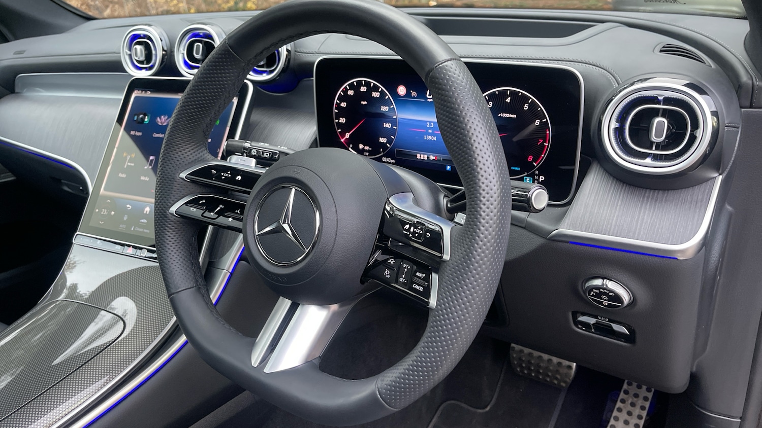 Used Mercedes-Benz GLC 2024 for sale - 77461143: Photo 11