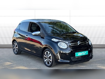 2017 (67) - 1.2 PureTech Flair 5dr Petrol Hatchback