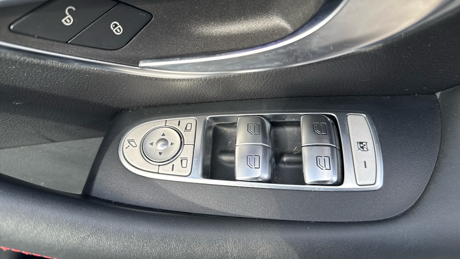 Used Mercedes-Benz E-Class 2019 for sale - 76028093: Photo 30