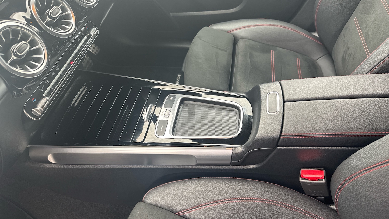 Used Mercedes-Benz GLB 2024 for sale - 76948888: Photo 13