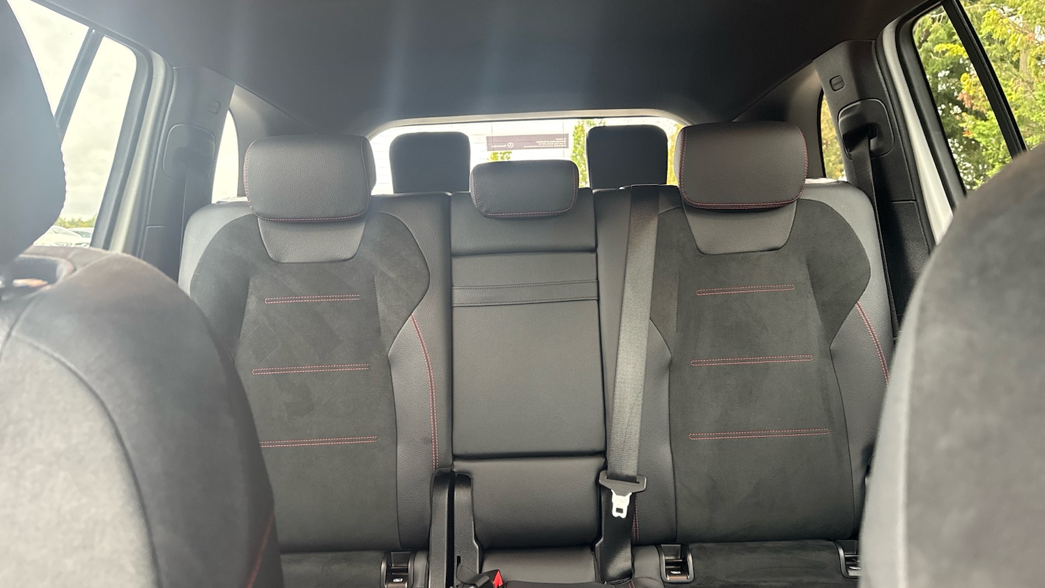 Used Mercedes-Benz GLB 2024 for sale - 76948888: Photo 15