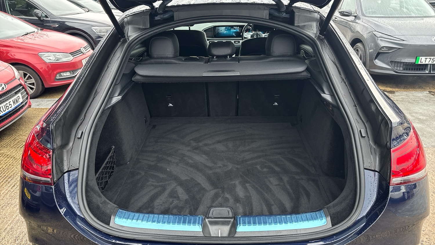 Used Mercedes-Benz GLE 2021 for sale - 77342532: Photo 4