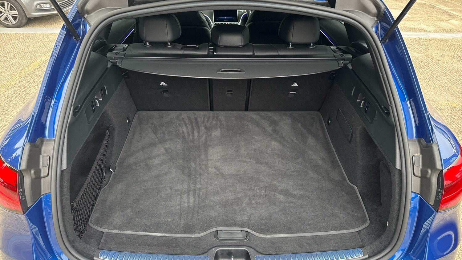 Used Mercedes-Benz GLC 2024 for sale - 76206595: Photo 4