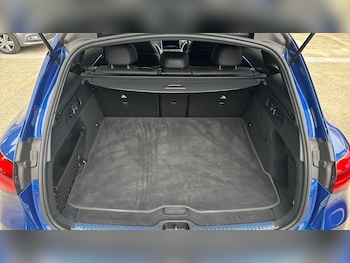 Used Mercedes-Benz GLC 2024 for sale - 76206595: Photo