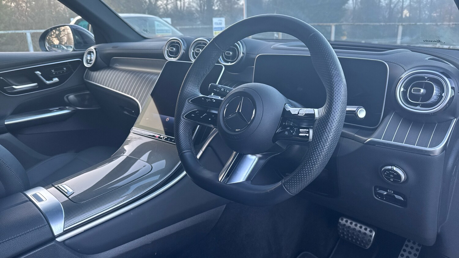 Used Mercedes-Benz GLC 2025 for sale - 76725518: Photo 11