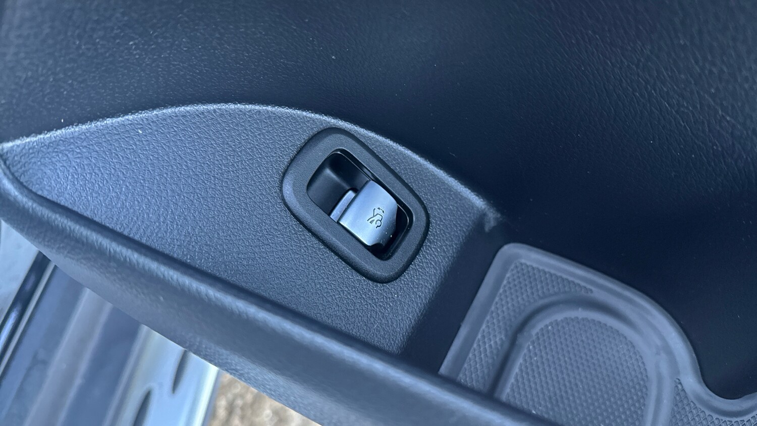 Used Mercedes-Benz GLC 2025 for sale - 76725518: Photo 35