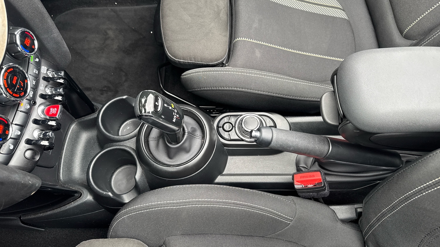 Used MINI Convertible 2024 for sale - 77262222: Photo 13