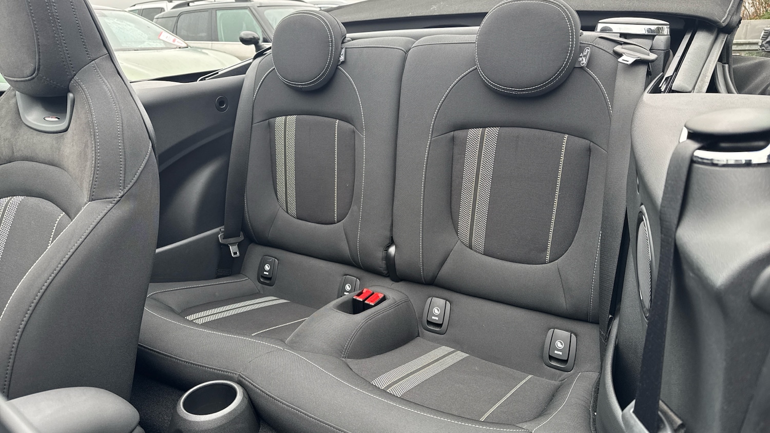 Used MINI Convertible 2024 for sale - 77262222: Photo 16