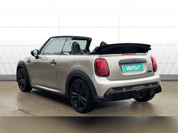 Used MINI Convertible 2024 for sale - 77262222: Photo