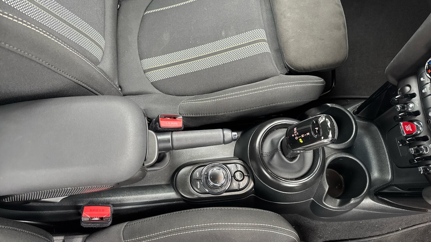 Used MINI Convertible 2024 for sale - 77262222: Photo 38