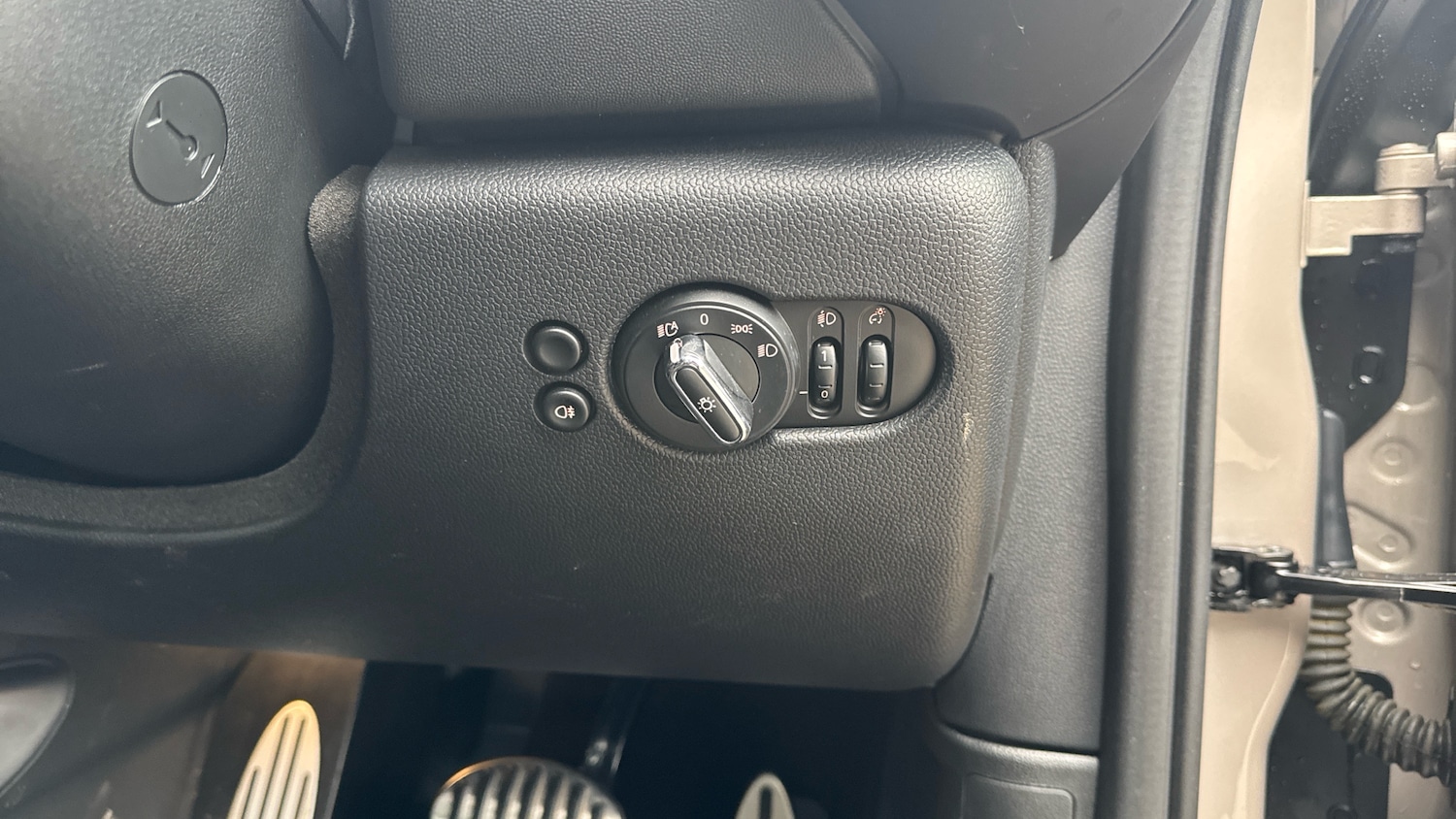 Used MINI Convertible 2024 for sale - 77262222: Photo 41