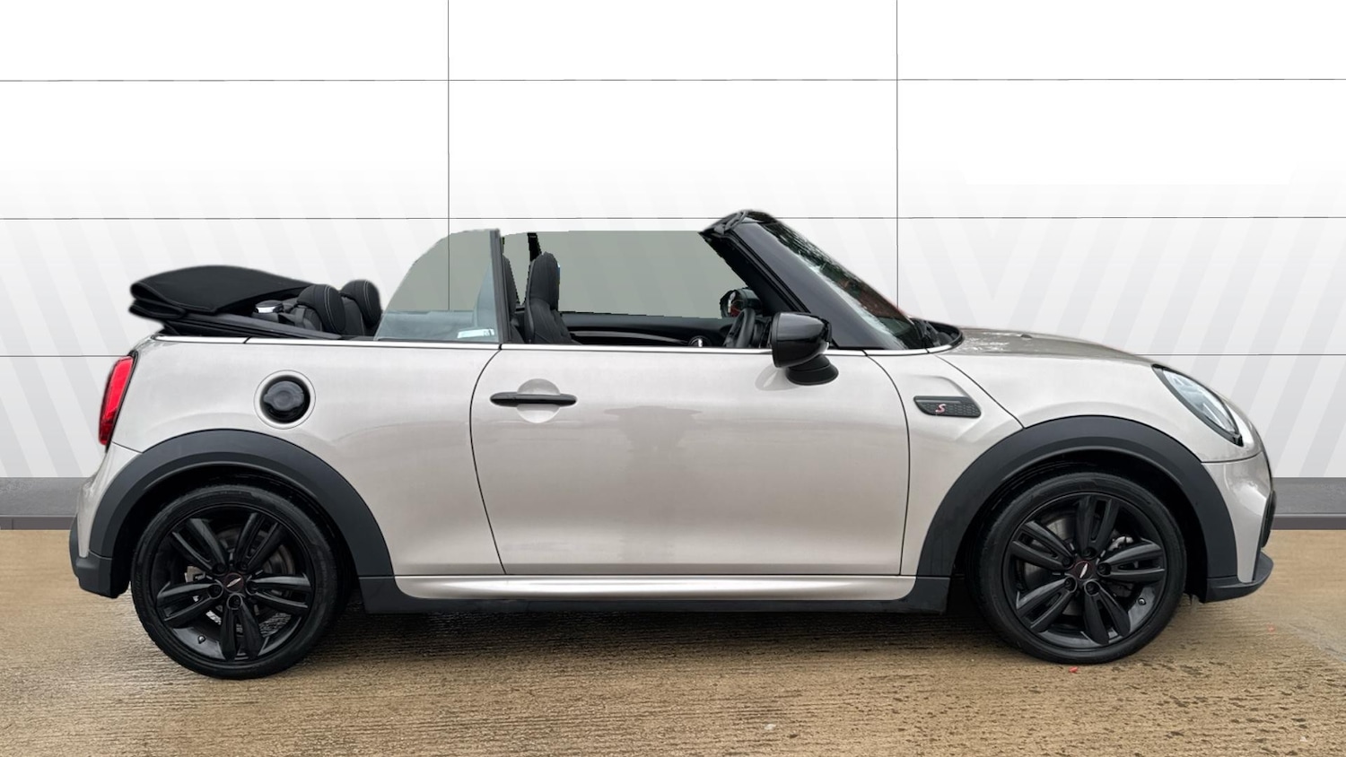 Used MINI Convertible 2024 for sale - 77262222: Photo 5