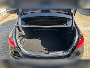 Used Mercedes-Benz C Class 2024 for sale - 77687909: Photo