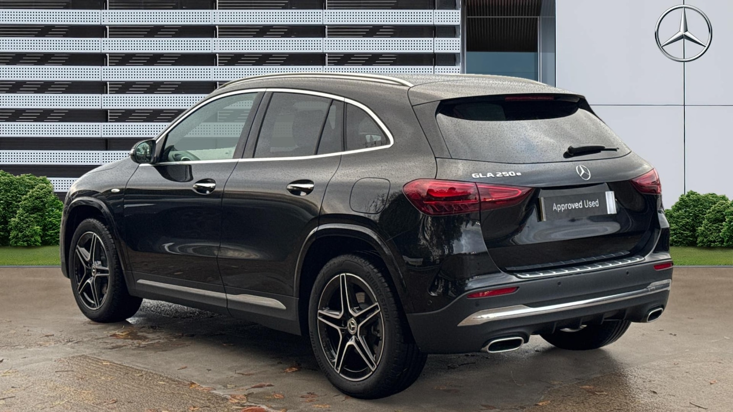 Used Mercedes-Benz GLA 2025 for sale - 77379123: Photo 2