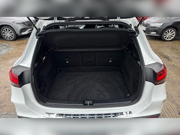 Used Mercedes-Benz GLA 2022 for sale - 77094028: Photo