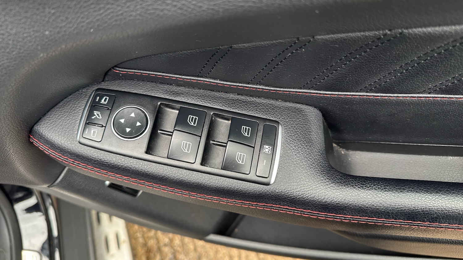 Used Mercedes-Benz GLE 2018 for sale - 76507248: Photo 34