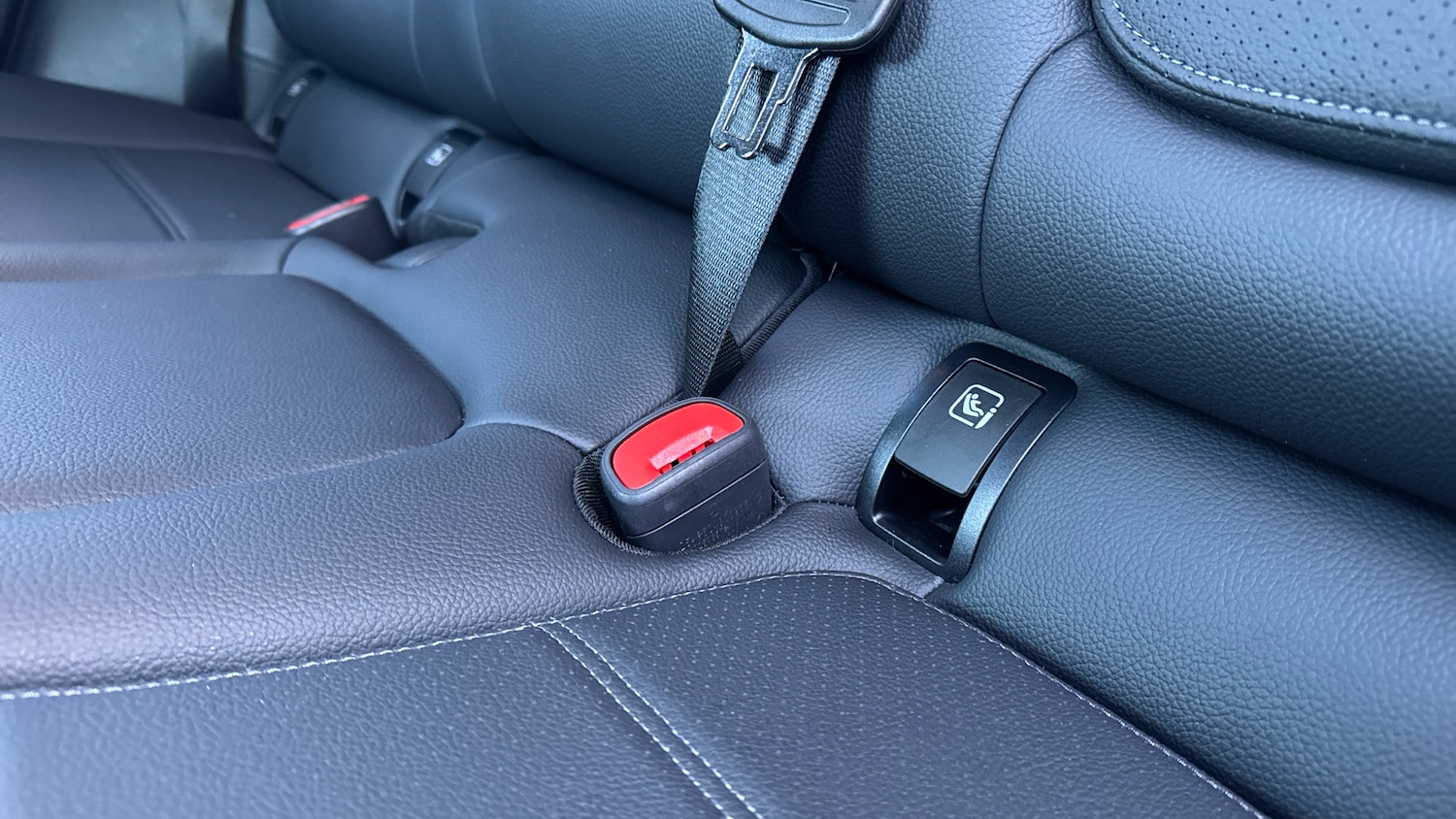 Used Mercedes-Benz GLC 2025 for sale - 77270706: Photo 17