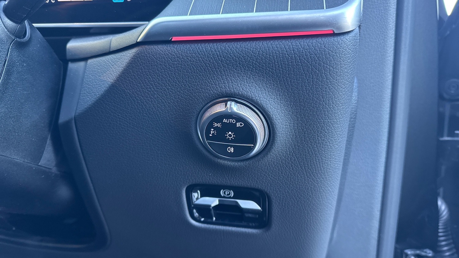 Used Mercedes-Benz GLC 2025 for sale - 77270706: Photo 40