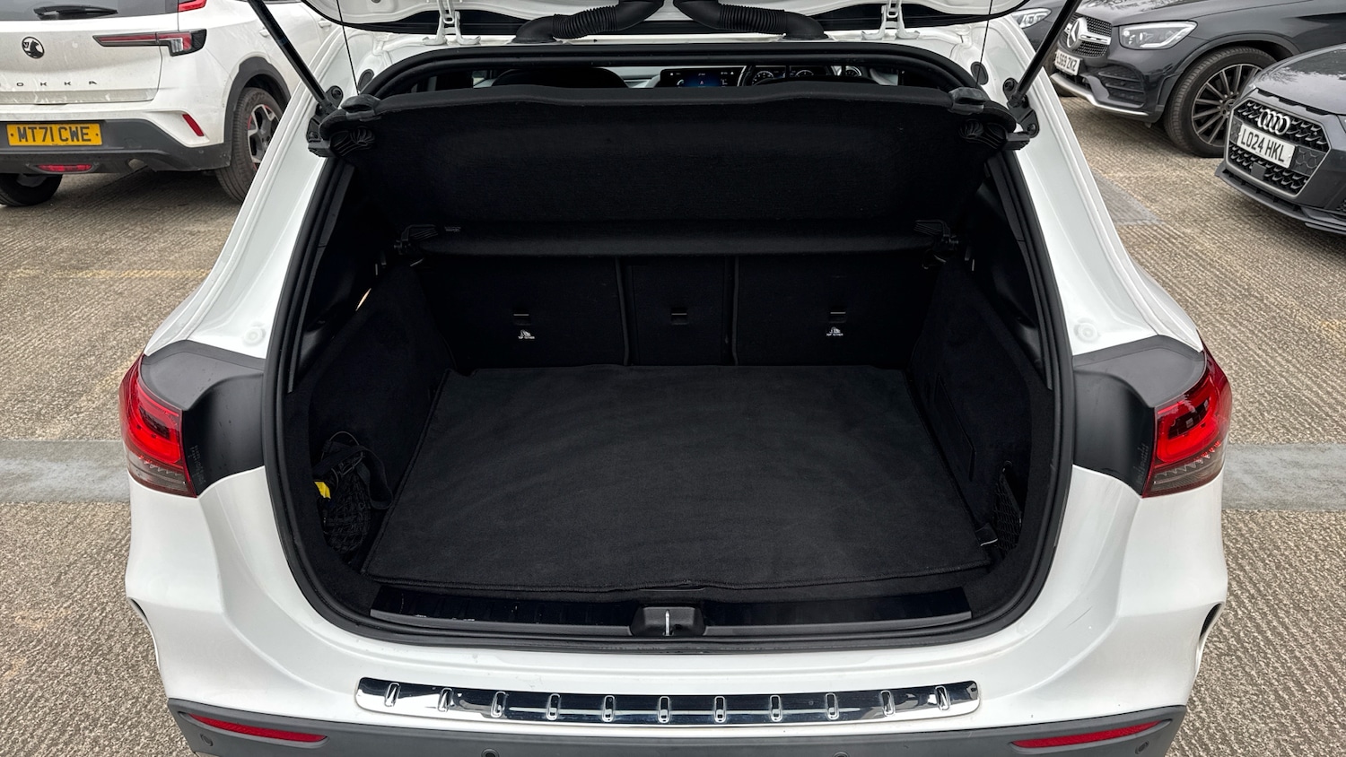 Used Mercedes-Benz GLA 2021 for sale - 78067398: Photo 4