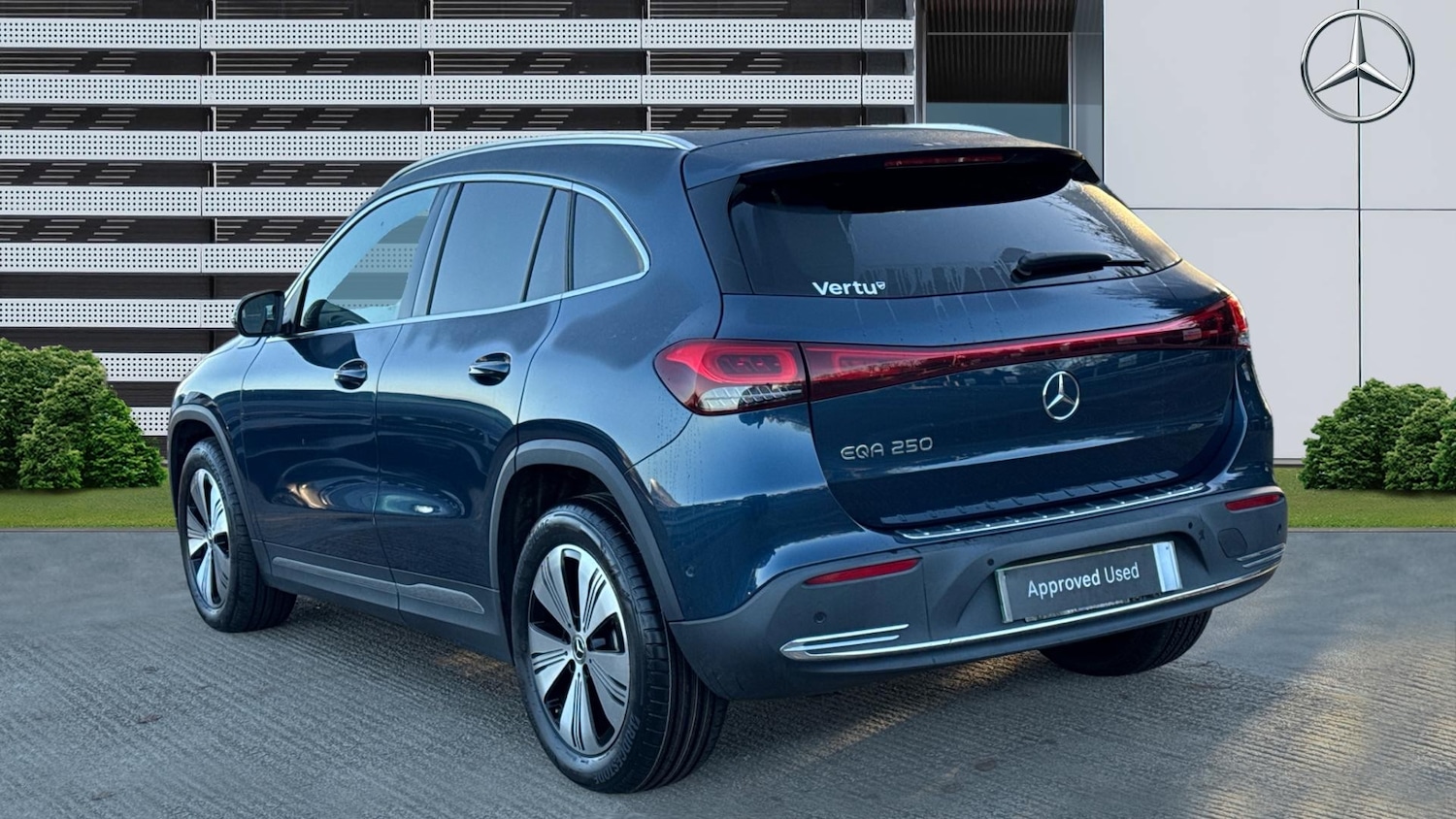 Used Mercedes-Benz EQA 2022 for sale - 76559877: Photo 2