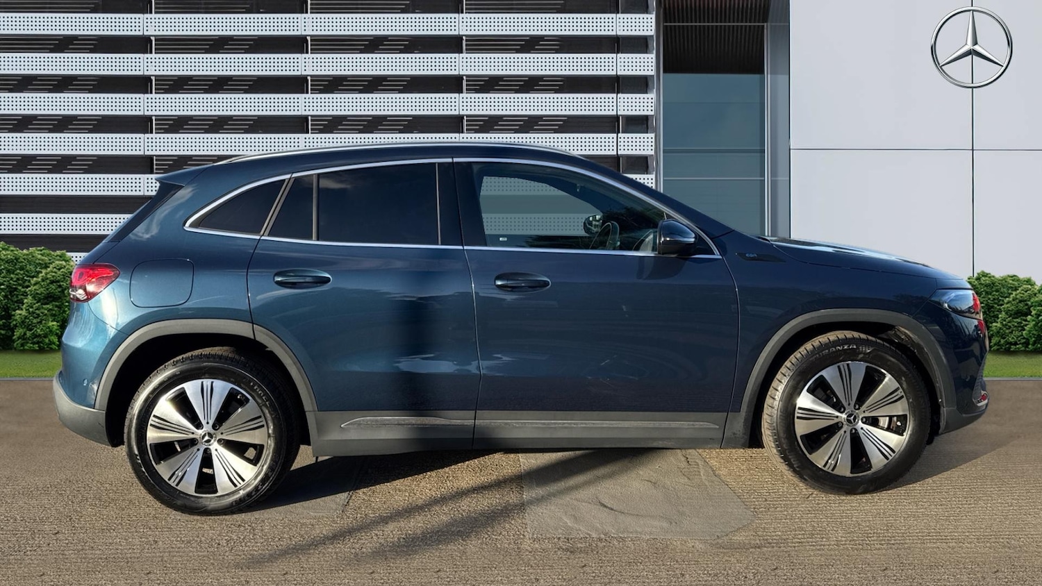 Used Mercedes-Benz EQA 2022 for sale - 76559877: Photo 5