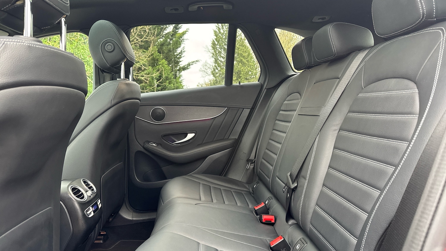 Used Mercedes-Benz GLC 2022 for sale - 77953853: Photo 16