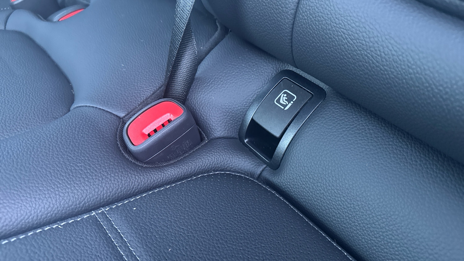 Used Mercedes-Benz GLC 2025 for sale - 77779042: Photo 17