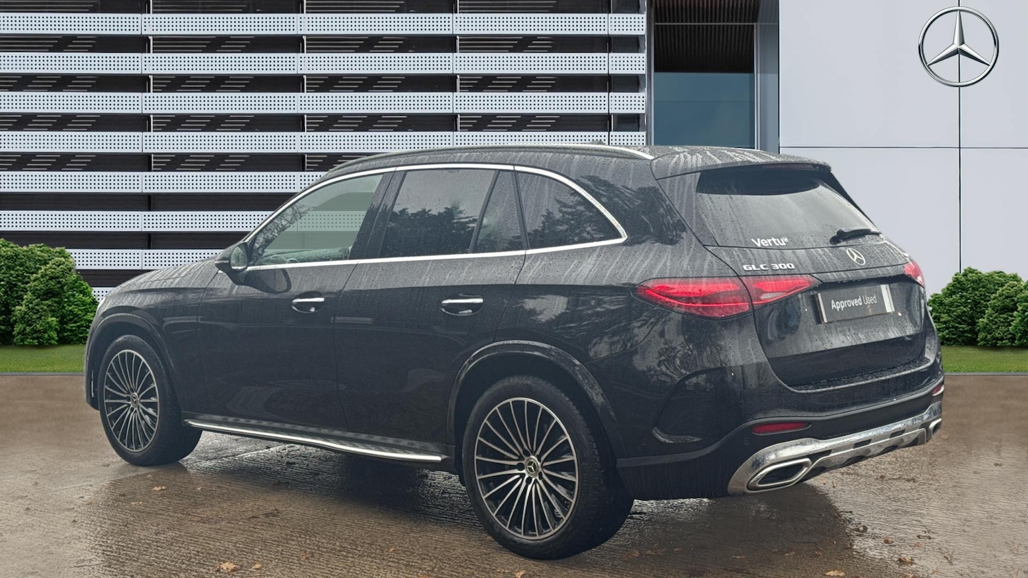 Used Mercedes-Benz GLC 2025 for sale - 77779042: Photo 2