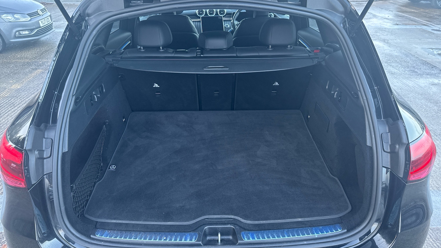 Used Mercedes-Benz GLC 2025 for sale - 77779042: Photo 4