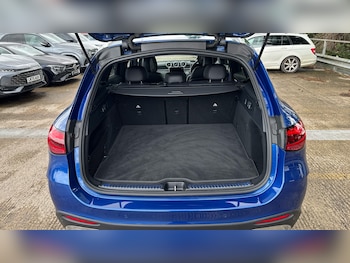 Used Mercedes-Benz GLC 2023 for sale - 78565445: Photo