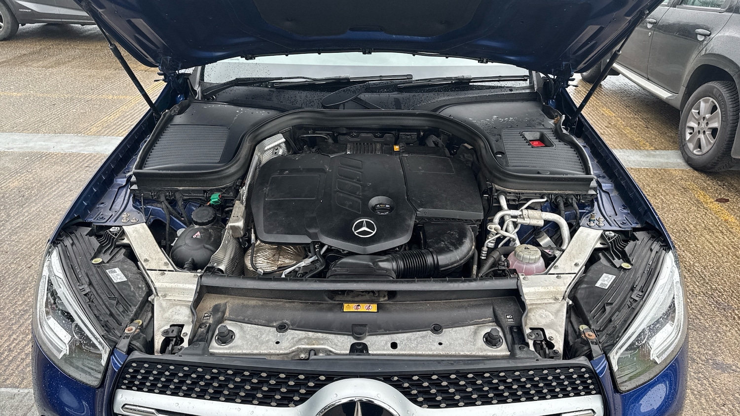 Used Mercedes-Benz GLC 2021 for sale - 76836899: Photo 8