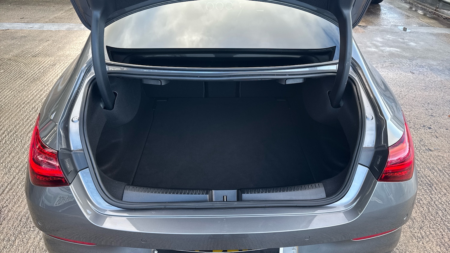 Used Mercedes-Benz CLA 2024 for sale - 77392111: Photo 4