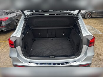 Used Mercedes-Benz GLA 2024 for sale - 77260714: Photo