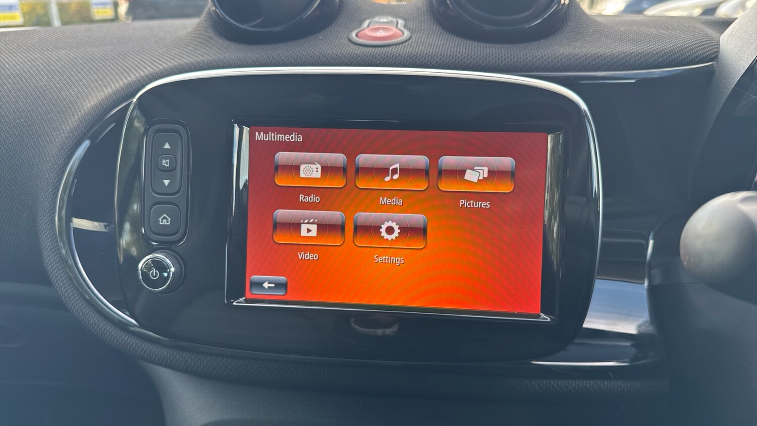 Used smart fortwo 2020 for sale - 76508064: Photo 45