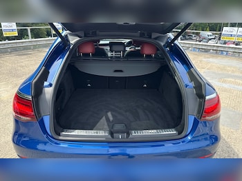 Used Mercedes-Benz GLC 2022 for sale - 75428326: Photo